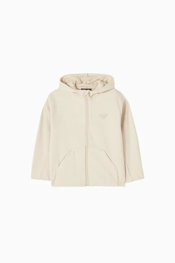 كنزة بغطاء رأس وسحّاب بشعار الماركة