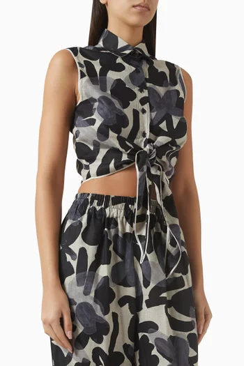 بلوزة أستريد برباط كتان