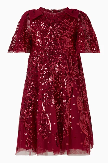 فستان مزين بعقد وتطريزات بالترتر