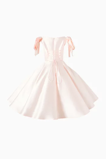 فستان كارنيشن