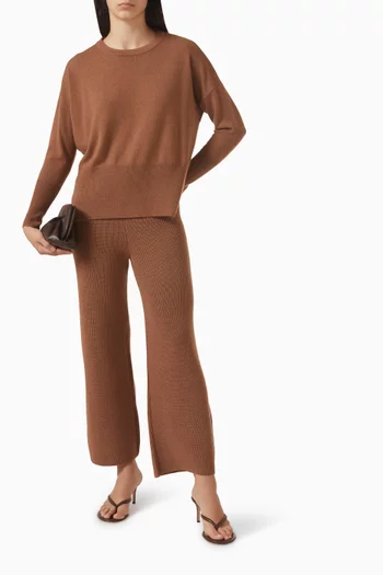 Round-neck Sweater in Plain-knit