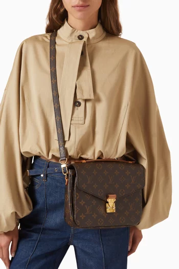 Pochette Métis Bag in Monogram Canvas