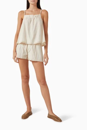 طقم متناسق بطيّات قطن بوبلين