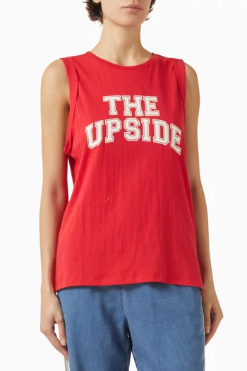 بلوزة جيت بلا أكمام