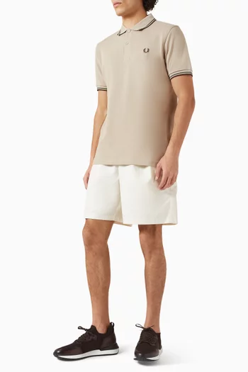 تي شيرت بولو قطن مزين بخطين