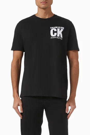 تي شيرت بطبعة شعار الماركة مستوحى من الثلاثينيات قطن جيرسيه