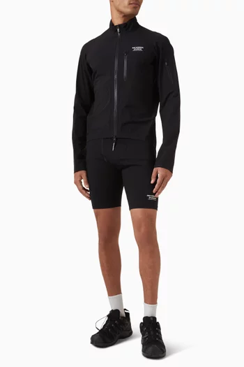 جاكيت إسنشال شيلد