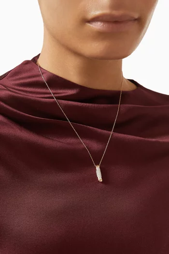 قلادة ليلى سكرول مرصعة بماس وياقوت أحمر ذهب وردي عيار 18