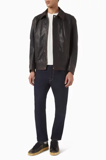 تي شيرت بشعار الماركة قطن