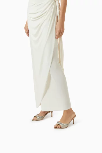 صندل يازمين مفتوح من الخلف ومرصع بالكريستال بكعب 70 مم ستان