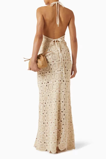 بلوزة بحمالة حول الرقبة كروشيه