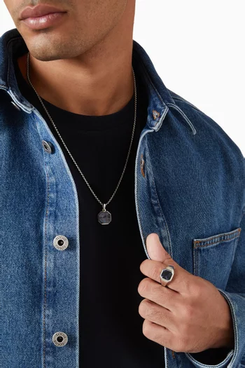 دلاية بحجر عقيق أبيض وحواف مصقولة فضة إسترلينية، 16 مم