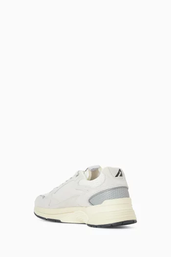 Hyperway Low Sneakers in Suede & Mesh