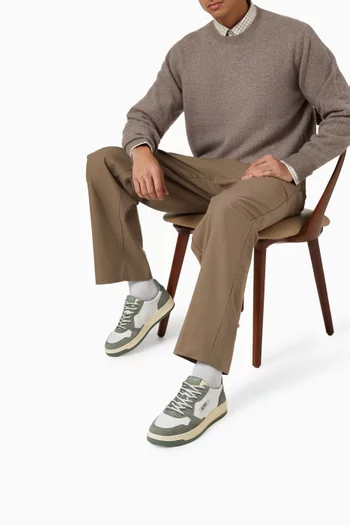 سنيكرز ميدالست أسفل الكاحل جلد وشمواه