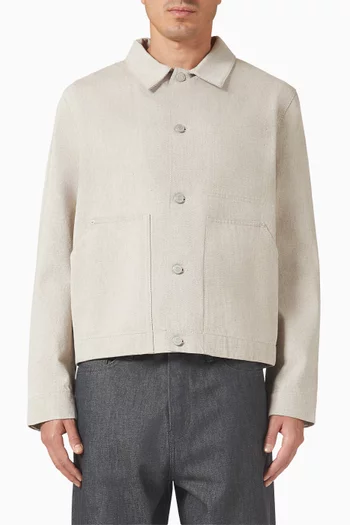 جاكيت دينم بتصميم عملي بلون باهت