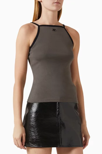 بلوزة بلا أكمام بأشرطة بلون مغاير