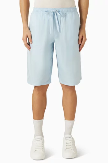 شورت بأحرف الماركة قطن