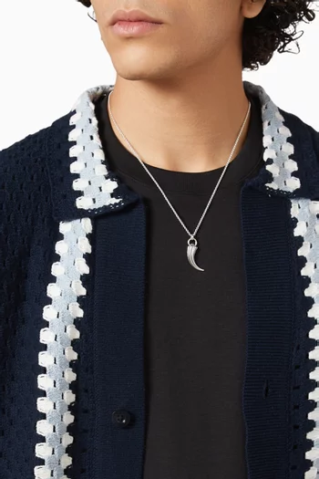 قلادة بدلاية على شكل ناب فضة إسترلينية من مجموعة تلسمان