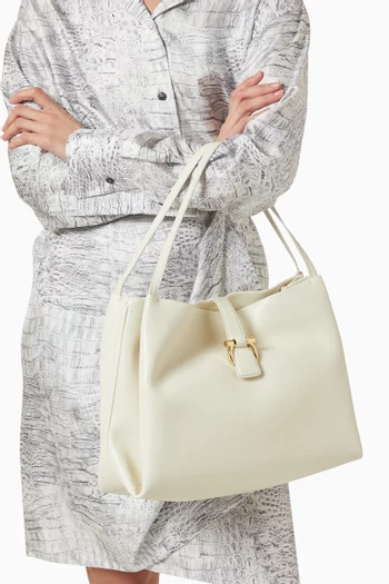 Gancini Tote Bag in Calf Leather