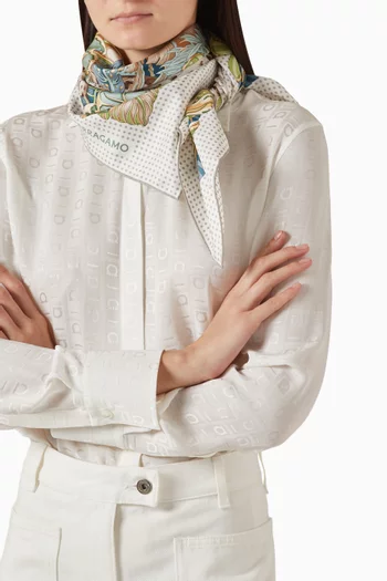 وشاح بنقشة جلد الفهد حرير