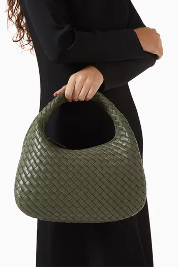 حقيبة كتف فينيتا صغيرة جلد مجدول