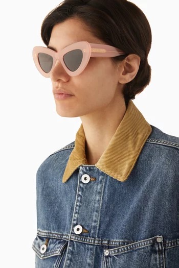 نظارة شمسية بتصميم عين القطة وإطار على شكل فراشة أسيتات