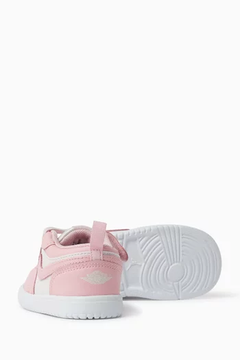 سنيكرز جوردان ألت 1 أسفل الكاحل