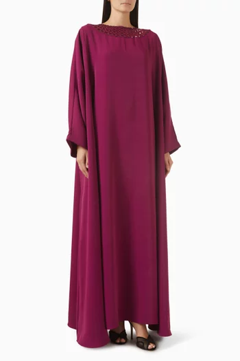 قفطان مطرز بالخرز