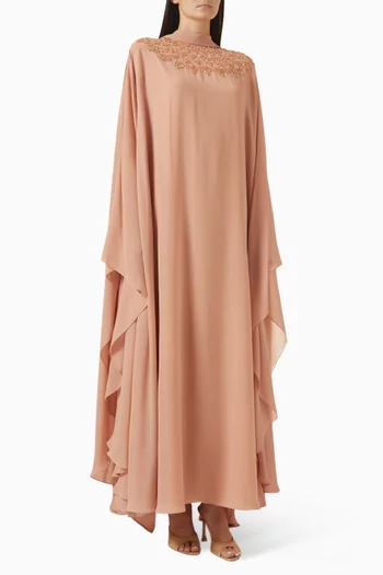 قفطان مطرز بالخرز