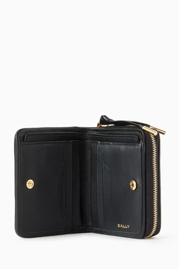 ESS Compact Zip Wallet in Leather