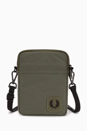 حقيبة كروس صغيرة برقعة نايلون