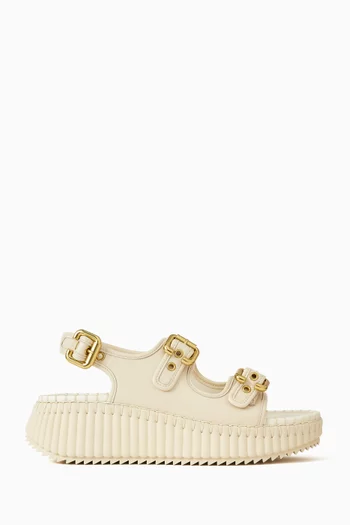 صندل ناما بكعب ويدج وإبزيم جلد