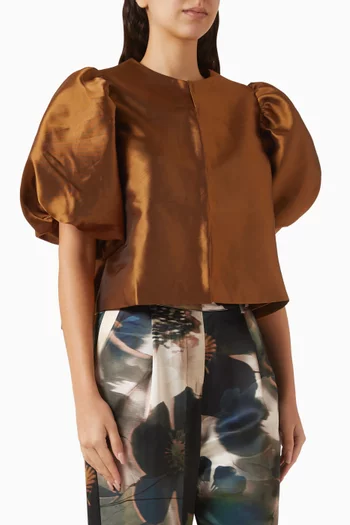 بلوزة كليو بقصة فضفاضة