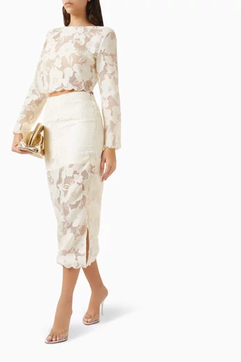 بلوزة سيارا دانتيل