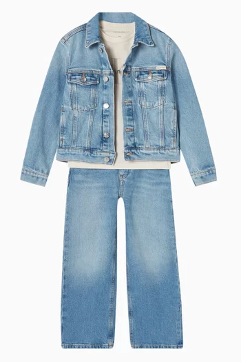 جاكيت دينم بأزرار 