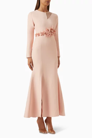 فستان مزين بزهور بارزة