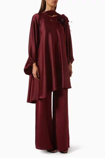 طقم بنطال وبلوزة بزهور بارزة