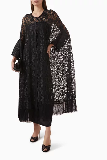 عباية مطرزة دانتيل