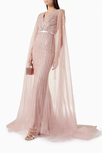 فستان سهرة بكاب وتطريزات بالخرز