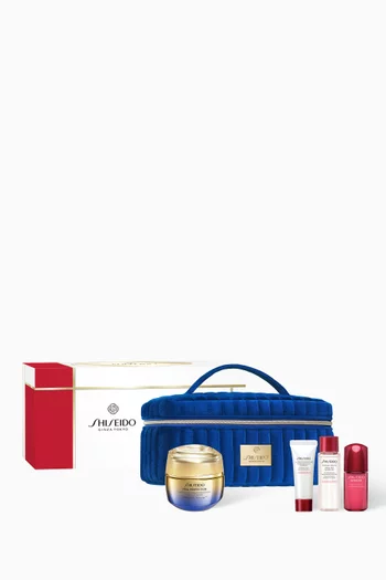 مجموعة حقيبة فيتال بيرفكشن المطورة لموسم الأعياد