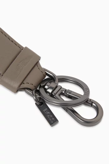 x Aston Martin Key Ring in Leather