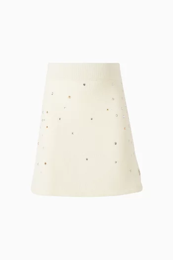 تنورة منسوجة ومطرزة بالترتر 