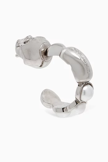 قرط منفرد بلؤلؤ وحلية جمجمة نحاس