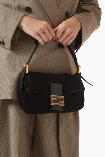 2000s Baguette Shoulder Bag in Suede