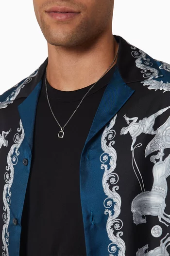 قلادة أرمور مرصعة بحجر أونيكس فضة إسترلينية