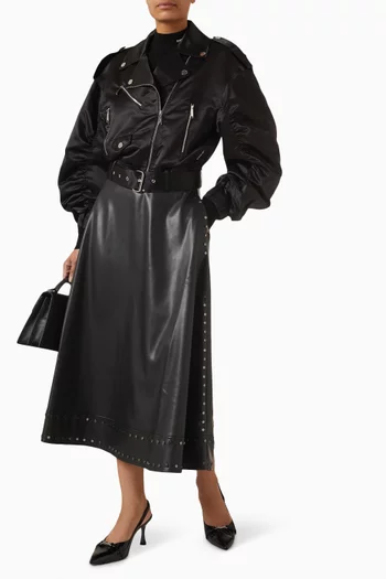 تنورة مطرزة بحلي معدنية جلد صناعي