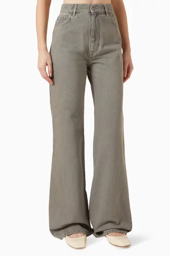 Flared Jeans in Denim