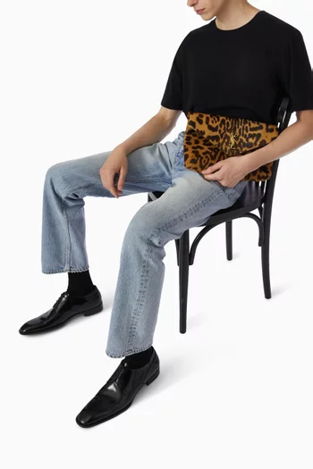 حافظة كبيرة كاسندر بتصميم ظرف شعر مهر بنقشة جلد الفهد