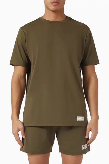 تي شيرت بقصة عادية قماش سوفتسكين 100