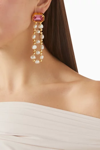 أقراط سيرافين مرصعة بالكريستال واللؤلؤ نحاس مطلي ذهب عيار 24